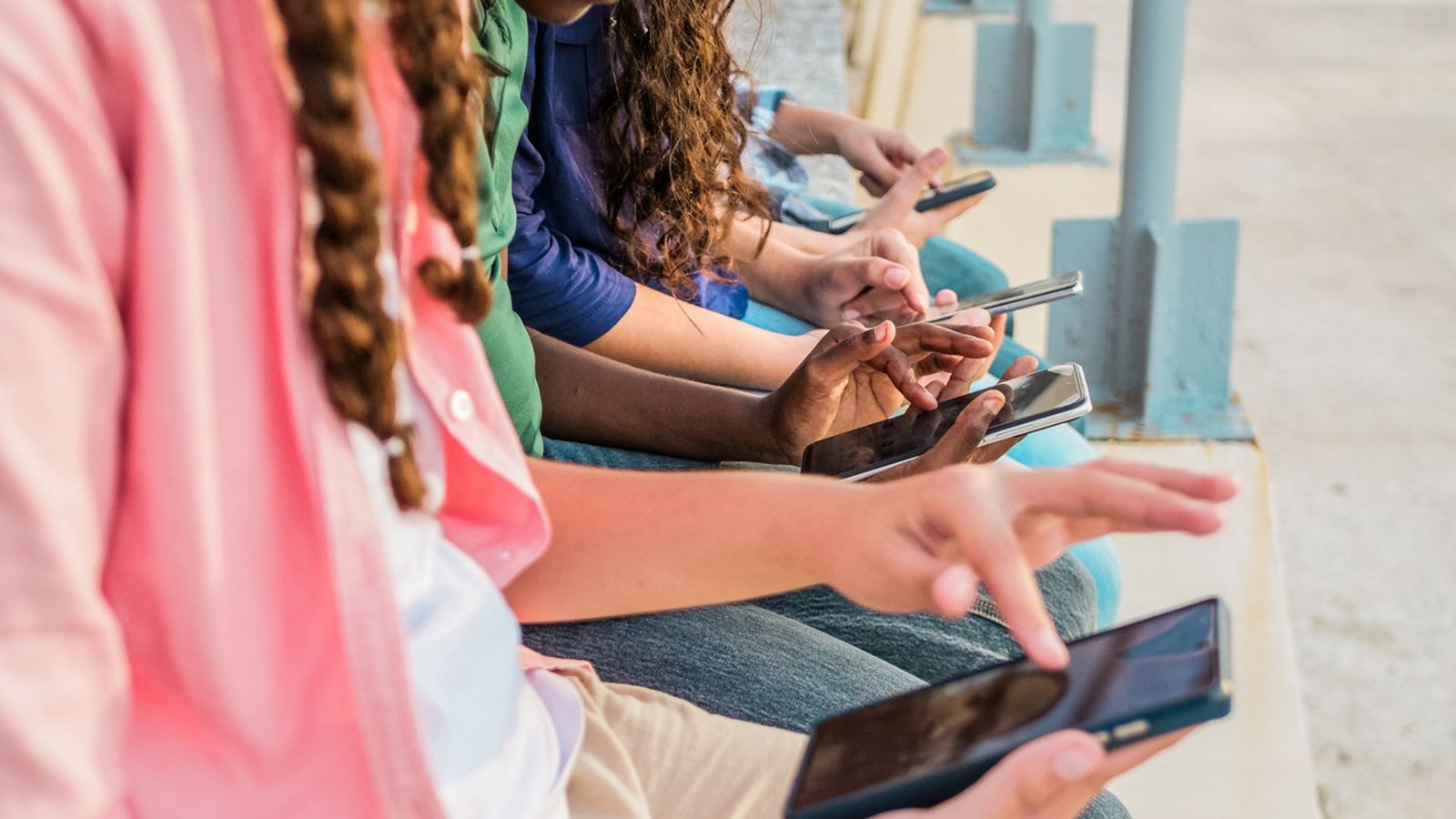 Instagram and YouTube ‘engineer addiction’ in young people, landmark trial hears