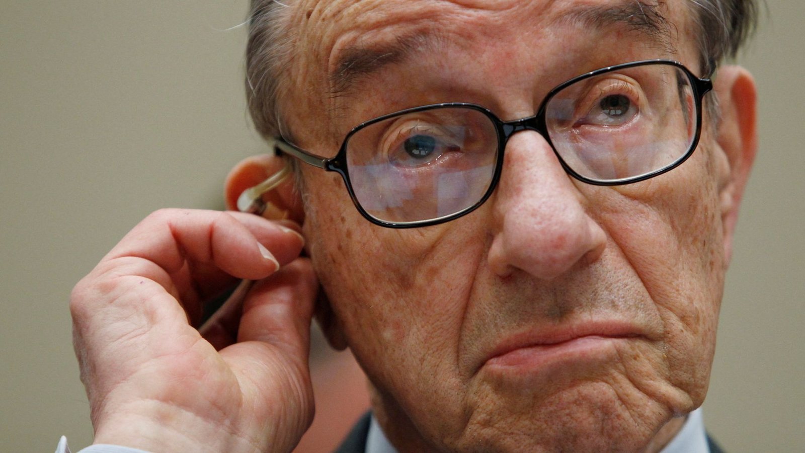 Alan Greenspan, longtime head of the US Federal Reserve, dies aged 100
