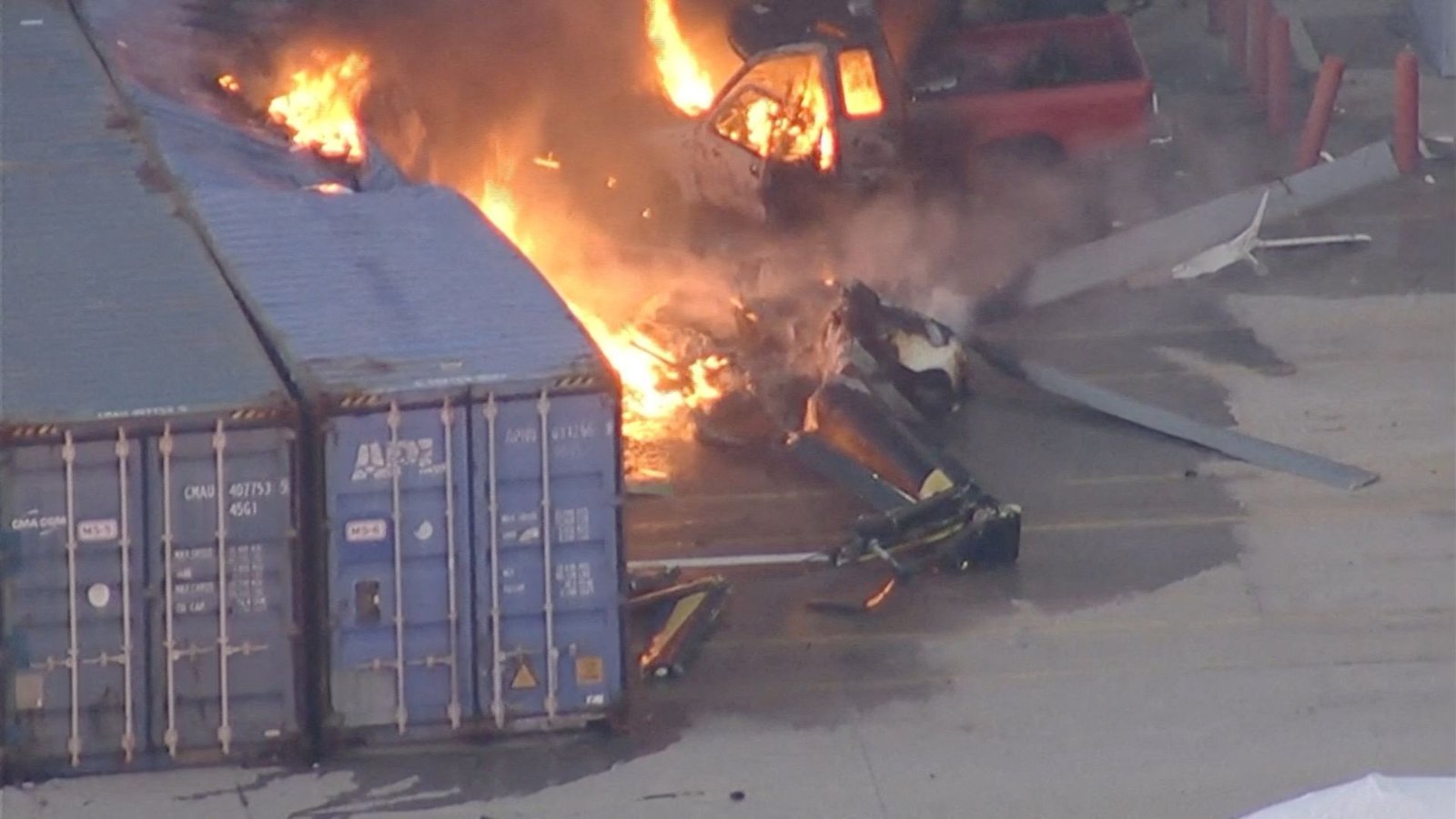 Three people killed after news helicopter crashes in Los Angeles